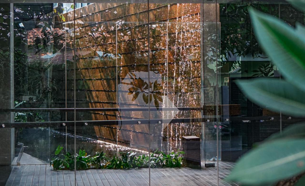 Miers Kuningan, Artotel Curated Jakarta Buitenkant foto